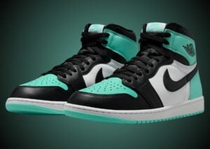 Air Jordan 1 High OG “Green Glow” Releases April 2024