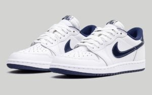 Air Jordan 1 Low ’85 “Metallic Navy” Returning March 2024